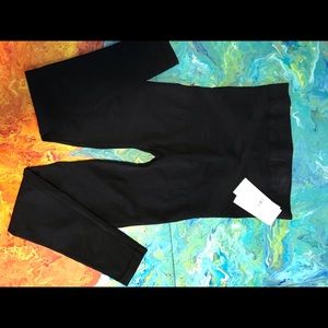 Maternity support leggings